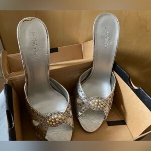 Brand new! Perfect for a wedding- little slip on heel.